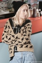 Lily Loveless : lilyloveless_1307287535.jpg