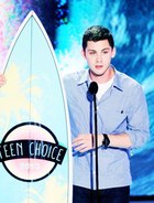 Logan Lerman : logan-lerman-1380471237.jpg