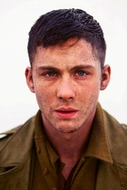 Logan Lerman : logan-lerman-1417807669.jpg