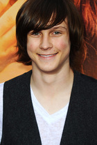 Logan Miller : loganmiller_1293994948.jpg