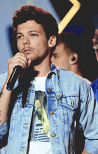 Louis Tomlinson : louis-tomlinson-1380788484.jpg