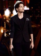 Louis Tomlinson : louis-tomlinson-1385408270.jpg