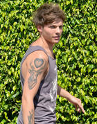 Louis Tomlinson : louis-tomlinson-1389406538.jpg