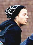 Louis Tomlinson : louis-tomlinson-1399651074.jpg