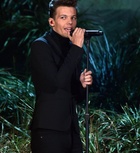 Louis Tomlinson : louis-tomlinson-1429999201.jpg