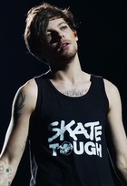 Louis Tomlinson : louis-tomlinson-1597262088.jpg