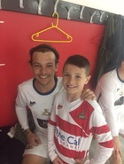 Louis Tomlinson : louis-tomlinson-1628795320.jpg