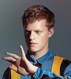 Lucas Hedges : lucas-hedges-1489167501.jpg