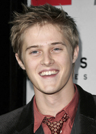 Lucas Grabeel : lucas_grabeel_1226955362.jpg