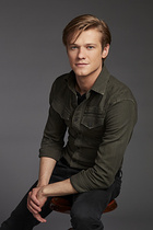 Lucas Till : lucas-till-1583707396.jpg