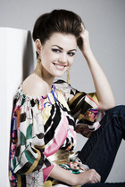 Lucy Hale : lucy-hale-1312937442.jpg