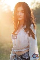 Lucy Hale : lucy-hale-1386347833.jpg