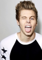 Luke Hemmings : luke-hemmings-1484662182.jpg