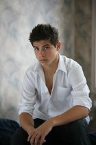 Luke Bilyk : lukebilyk_1280573425.jpg