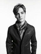 Luke Grimes : lukegrimes_1252802760.jpg