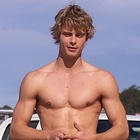 Luke Mitchell : luke-mitchell-1423509319.jpg