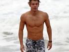 Luke Mitchell : lukemitchell_1278112594.jpg