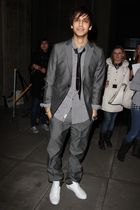 Luke Pasqualino : lukepasqualino_1304540022.jpg