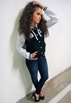 Madison Pettis : madison-pettis-1430353801.jpg