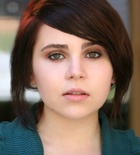 Mae Whitman : mae-whitman-1428174825.jpg