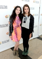 Maia Mitchell : TI4U1374256021.jpg