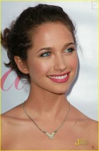 Maiara Walsh : maiarawalsh_1272566505.jpg