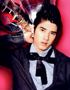 Mario Maurer : mario-maurer-1317352190.jpg