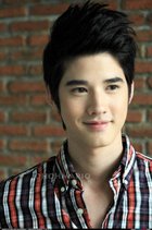 Mario Maurer : mario-maurer-1317352224.jpg