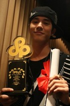 Mario Maurer : mariomaurer_1306874183.jpg