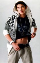 Mario Maurer : mariomaurer_1307480608.jpg