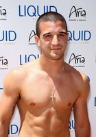 Mark Ballas : mark-ballas-1351979810.jpg