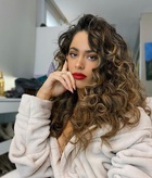 Martina Stoessel : martina-stoessel-1636827880.jpg