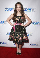 Mary Mouser : mary-mouser-1387824160.jpg