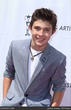 Mateus Ward : mateus-ward-1382468316.jpg