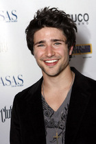 Matt Dallas : TI4U_u1154535694.jpg