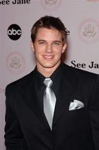 Matt Lanter : TI4U_u1151618801.jpg