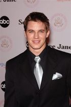 Matt Lanter : TI4U_u1151618823.jpg