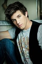 Matt Lanter : matt-lanter-1317738632.jpg