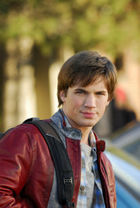 Matt Lanter : matt-lanter-1318353944.jpg