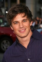 Matt Lanter : matt-lanter-1323549741.jpg