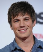 Matt Lanter : matt-lanter-1323549752.jpg