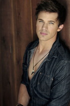 Matt Lanter : matt-lanter-1323550650.jpg