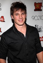 Matt Lanter : matt-lanter-1333820024.jpg