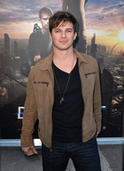 Matt Lanter : matt-lanter-1395490115.jpg