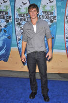 Matt Lanter : matt_lanter_1282345738.jpg