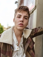 Matthew Espinosa : matthew-espinosa-1539315002.jpg