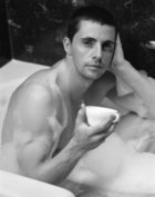 Matthew Goode : matthewgoode_1303063612.jpg