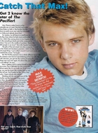 Max Thieriot : ti4u_mt_ug11.jpg