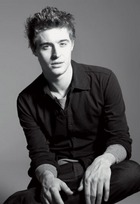 Max Irons : maxirons_1304963984.jpg