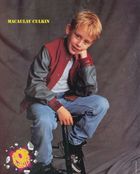 Macaulay Culkin : macaulay-culkin-1314296419.jpg